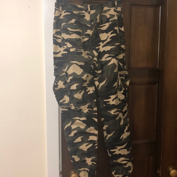 Sorella Boutique Camouflage Pants - Picture 6 of 7